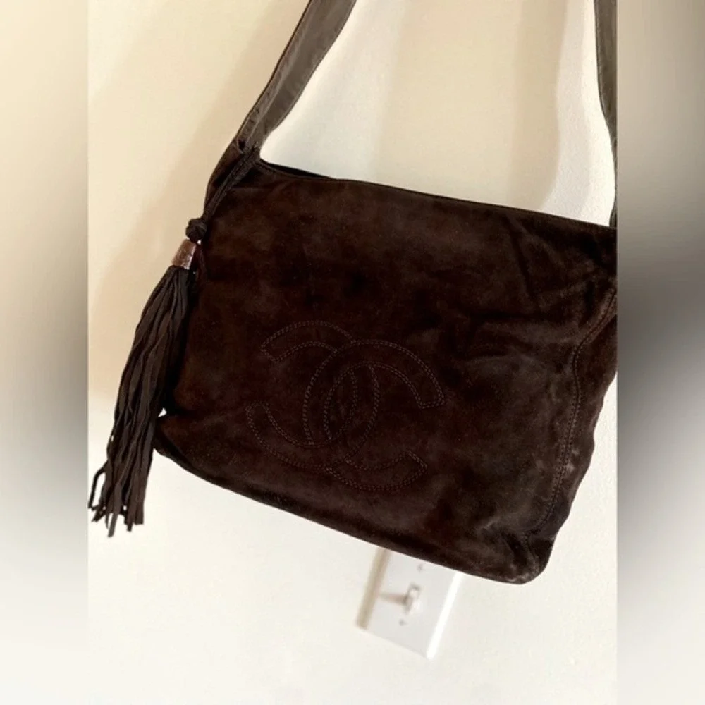 Chanel Suede Chocolate Brown CC Logo Tassel Shoulder Bag 90s Y2K Vintage Italy